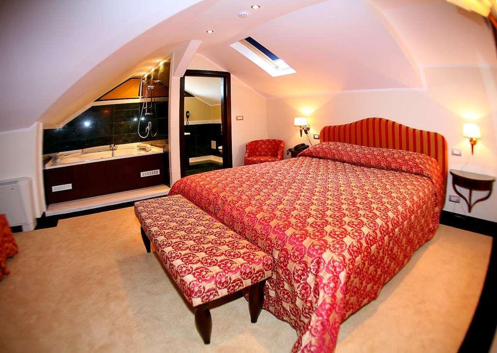 Vigo Hotel Ploiesti Room photo